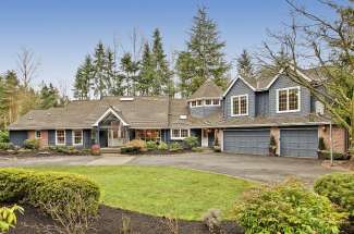 Traditional Two-Story | Bridle Trails | Bellevue