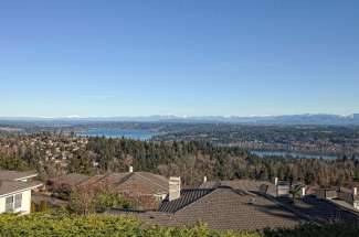 Gorgeous Two-Story | Lakemont | Bellevue